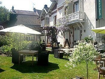 Logis Hotel De La Chapelle 밀롱라샤펠 외부 사진