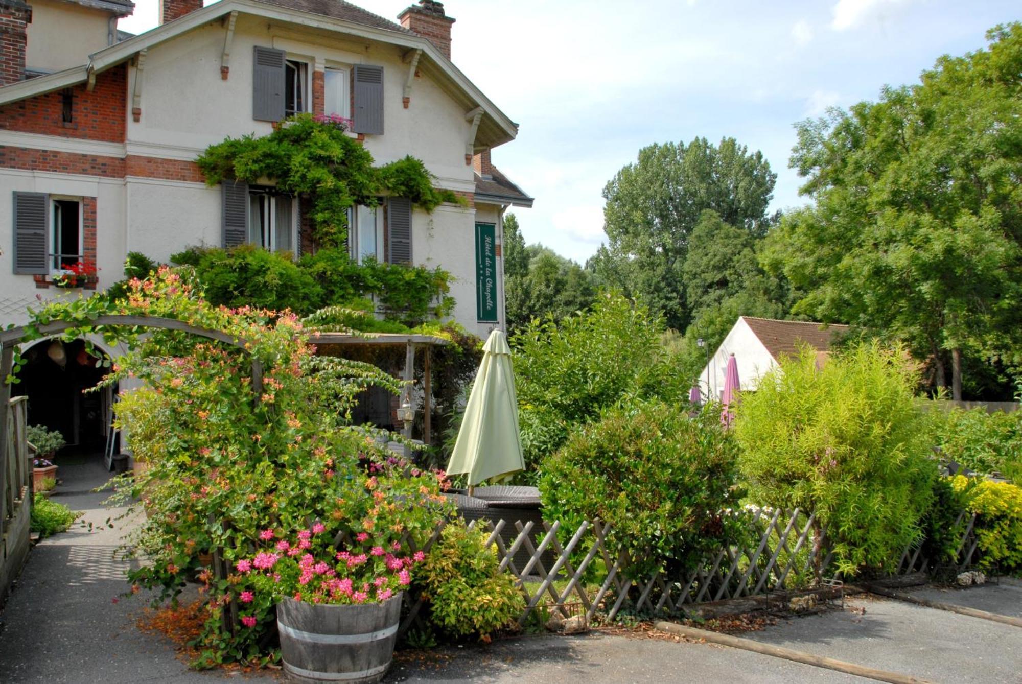 Logis Hotel De La Chapelle 밀롱라샤펠 외부 사진